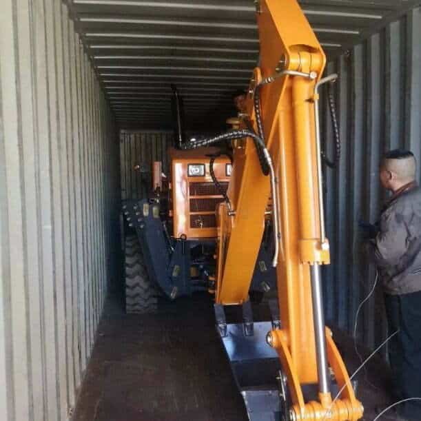 Backhoe excavator packing and loading