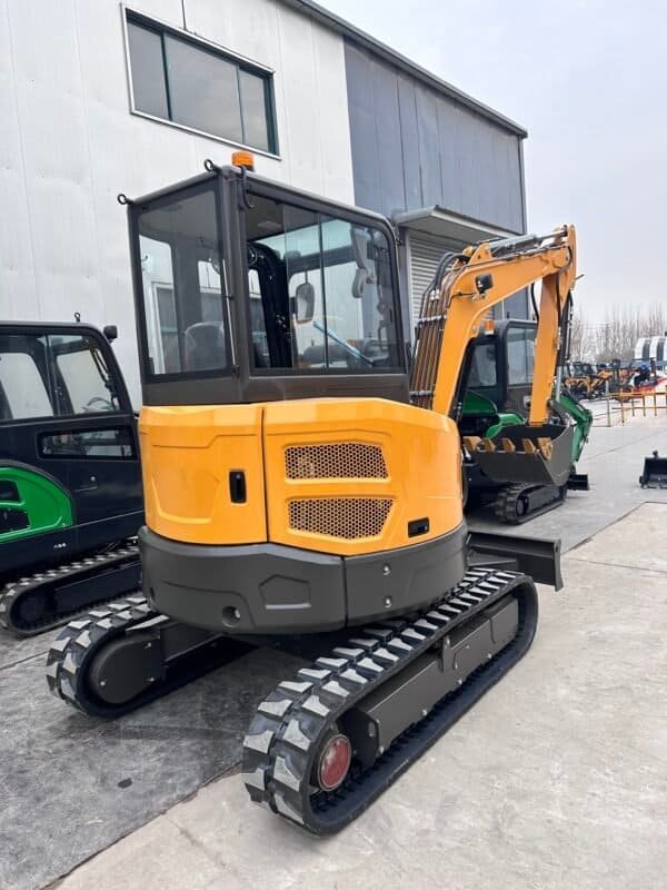 HX40 4-Ton Mini Excavator with Kubota Engineering Mini Excavator for sale - Image 4